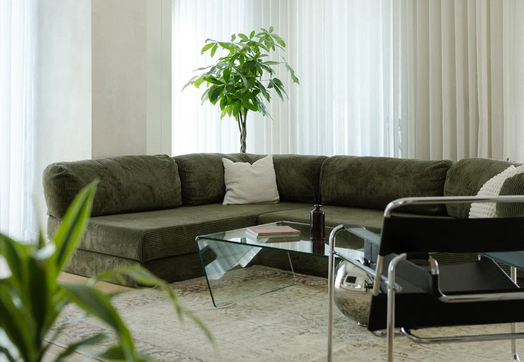 What is a timeless sofa colour? How to choose a shade that lasts